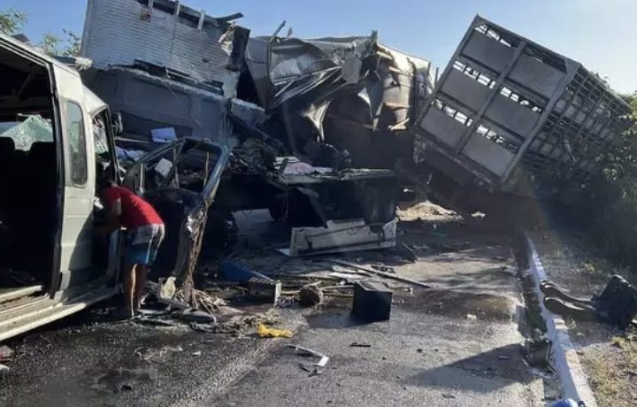 Tragédia: acidente em estrada deixa um morto e 19 feridos