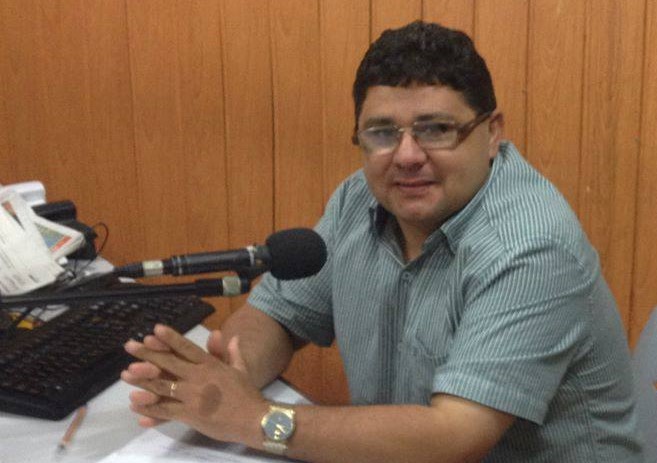 Neno Correia apresentava o programa junto com o irmão na Gazeta FM