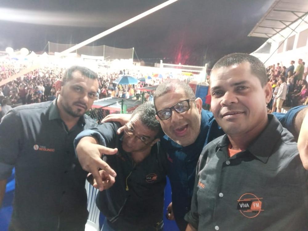 Equipe da VIVA FM no FIPI 2022