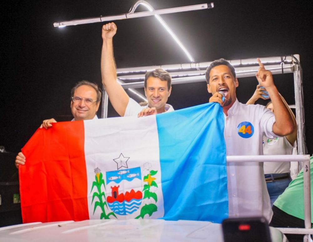 Luciano, Daniel e Rodrigo Cunha