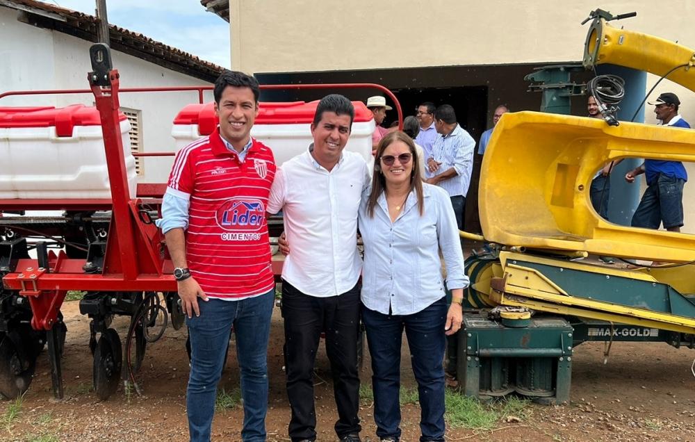 Senador Rodrigo, Thiago da Brita e Socorro Catonho
