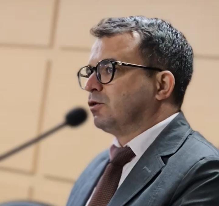 Vereador Wellington durante pronunciamento na Câmara Municipal