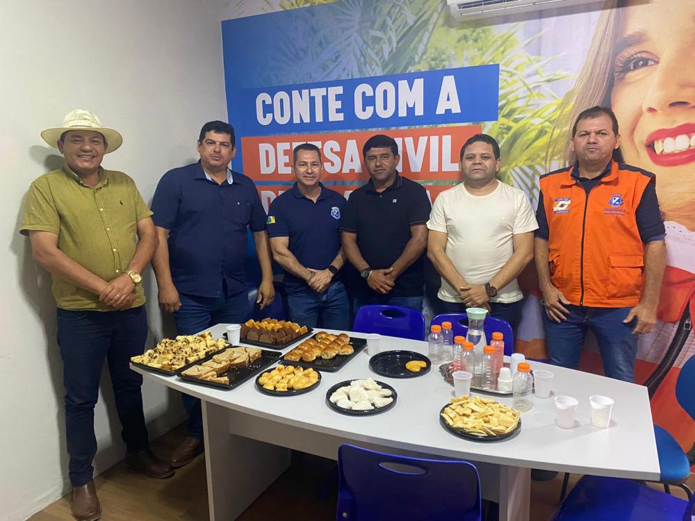 Vereadores se reúnem com Ênio Bolivar (Ordem Pública) e Lindomar Ferreira (Defesa Civil)