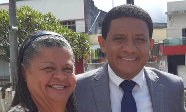 Tia Julia não será mais a candidata do prefeito em Palmeira dos Índios