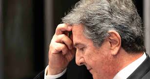 Empresa do ex-presidente Collor diz que sem a concessão da TV Globo vai demitir em massa